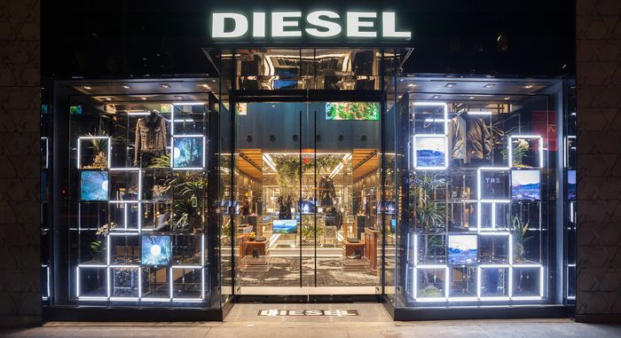 Diesel_Madison_Avenue_Store.jpg