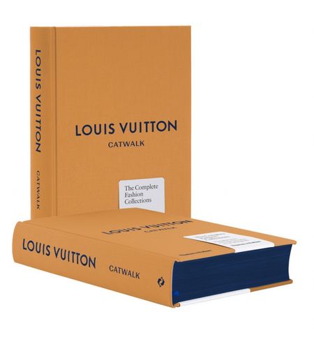 Louis-Vuitton-Catwalk-2.jpg