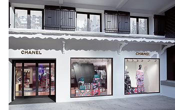 Chanel_boutique_Courchevel_1.jpg