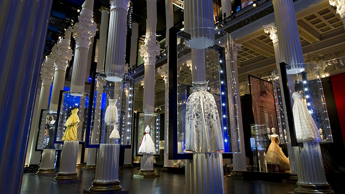 Dior_exhibiition_Moscow.jpg