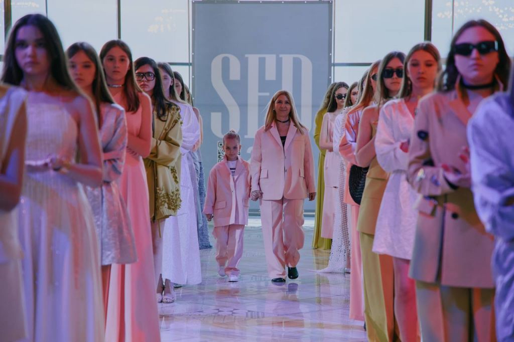 model-designer-moscow_10.jpg model-designer-moscow_10.jpg